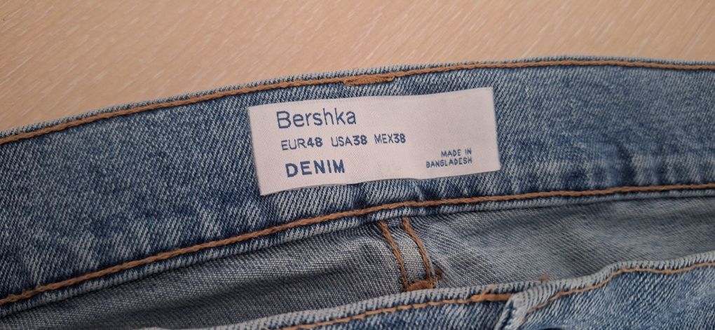 Blugi Bershka Denim