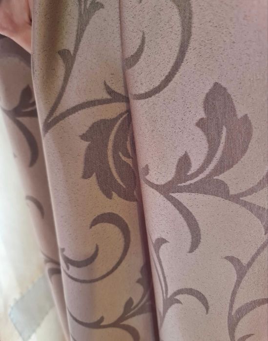 Завеси перел от рози