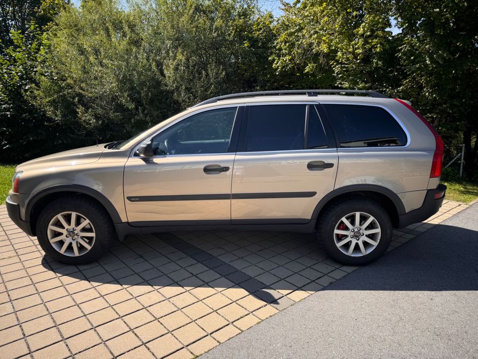 Volvo xc90 an 2004