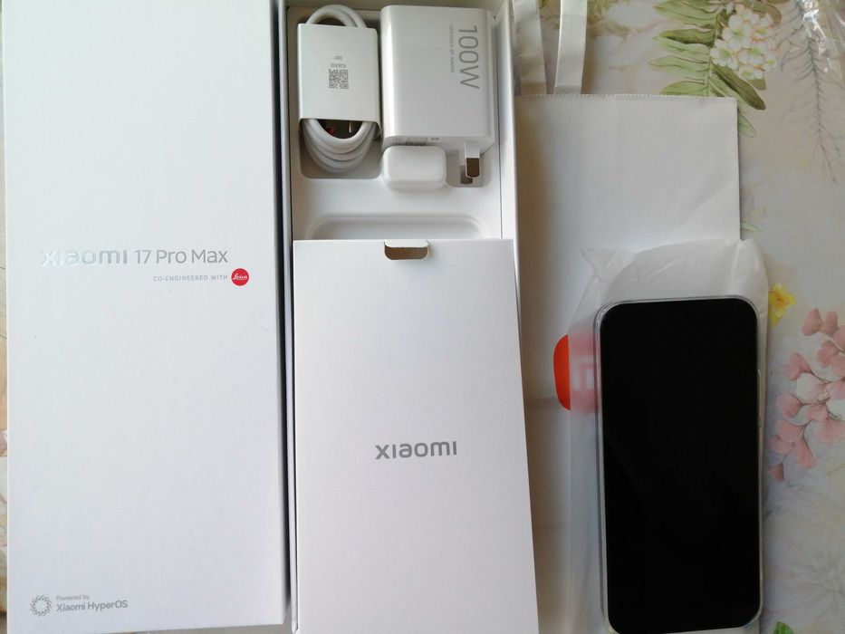 Чисто нов Xiaomi 17 pro max, 16+6Gb, 1Tb