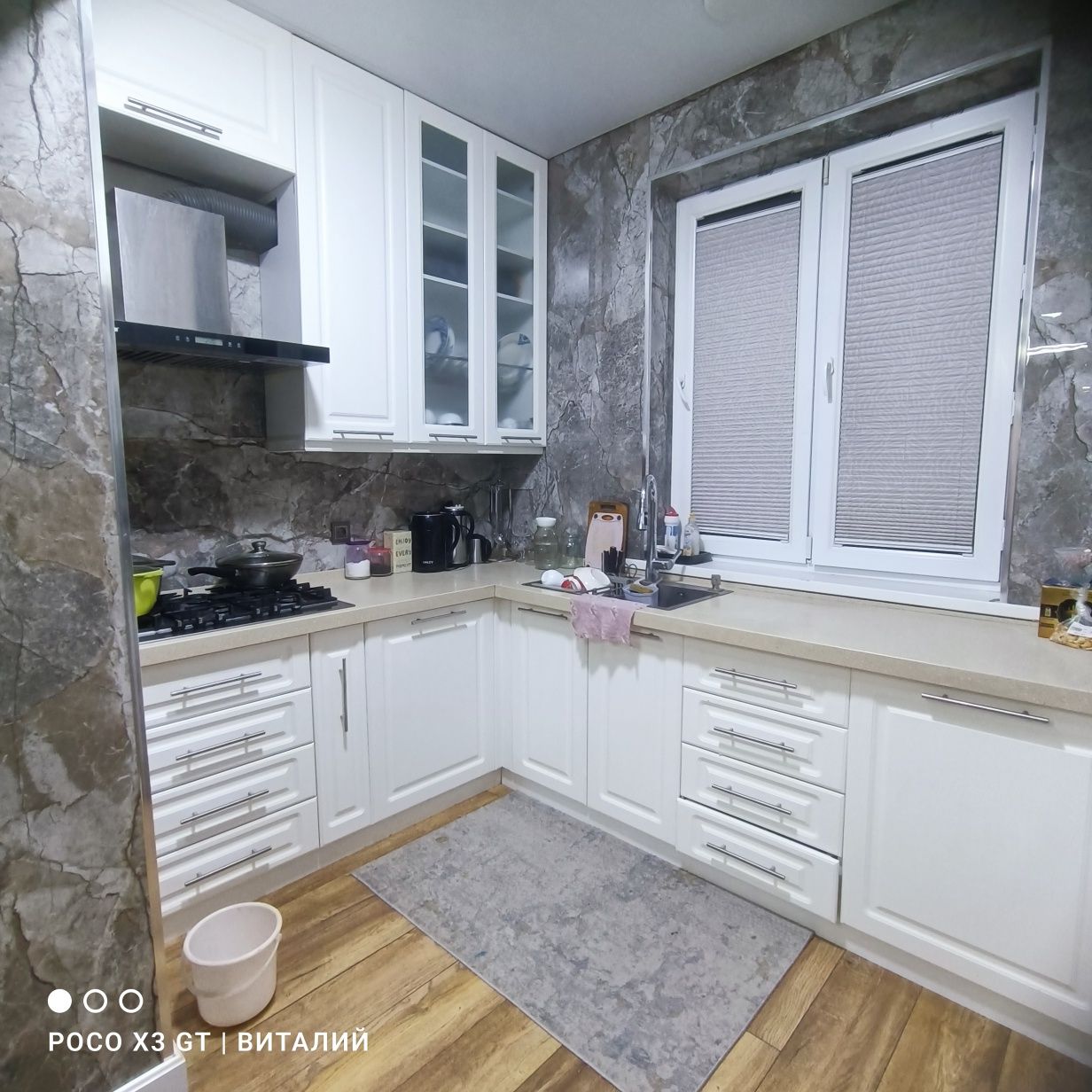 Продаю.3/3/5.Балкон 2/6 м.Ремонт.М-в.Башлык-Кушбеги.Аэропорт