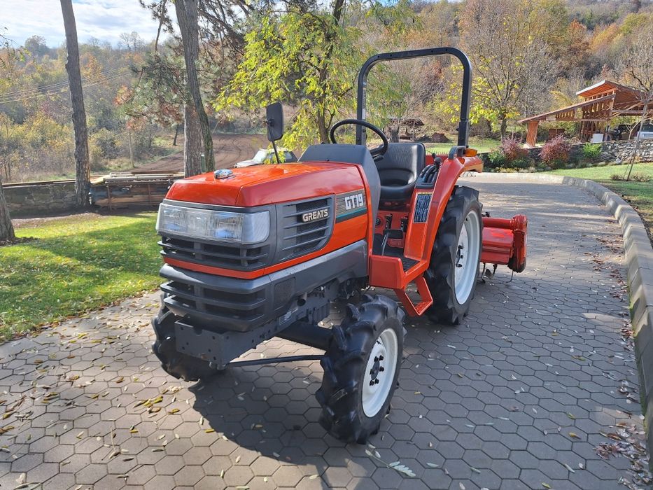 Трактор Kubota GT19