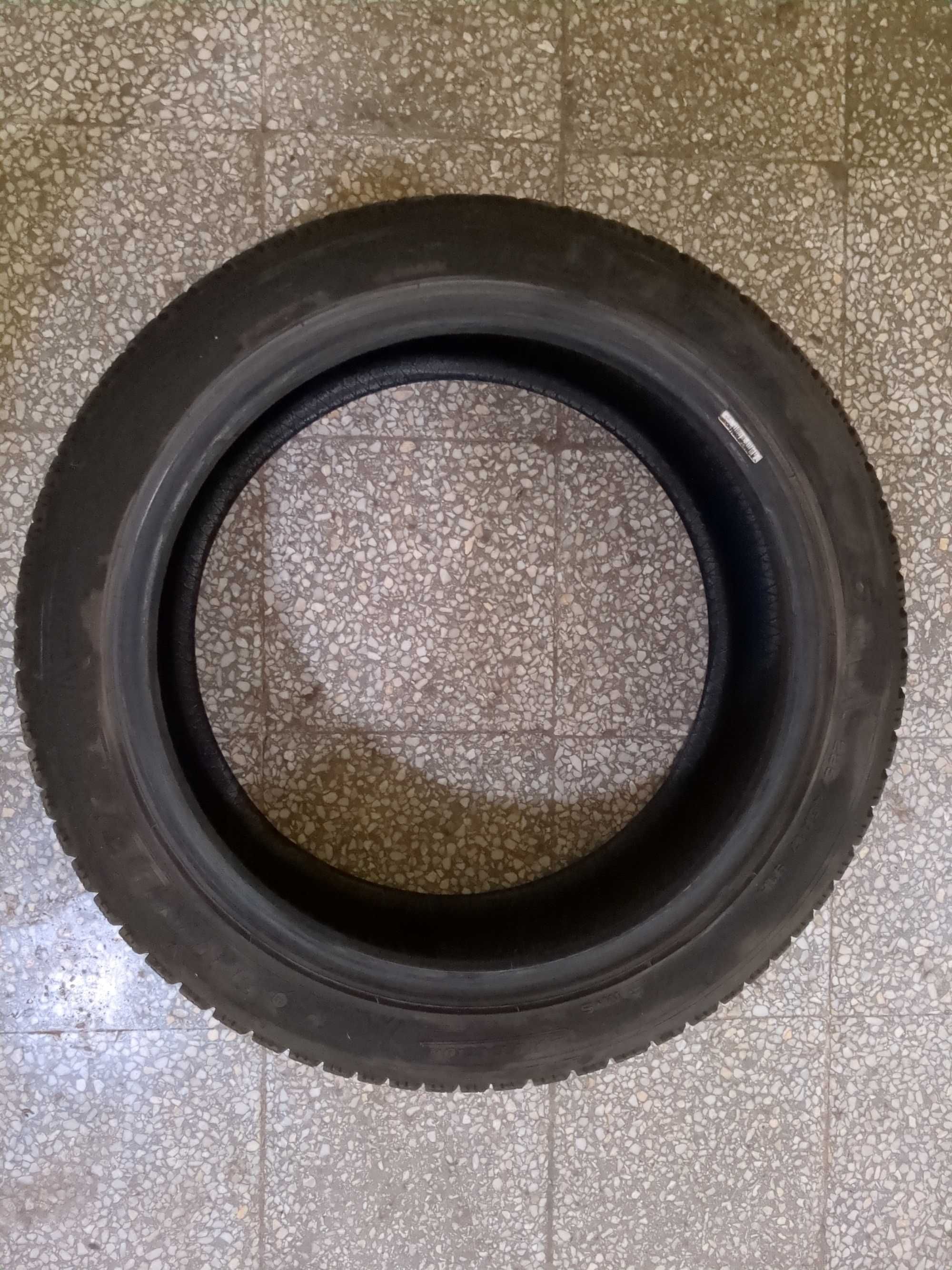 Зимнa гумa Dunlop Winter sport 5 225/45/17