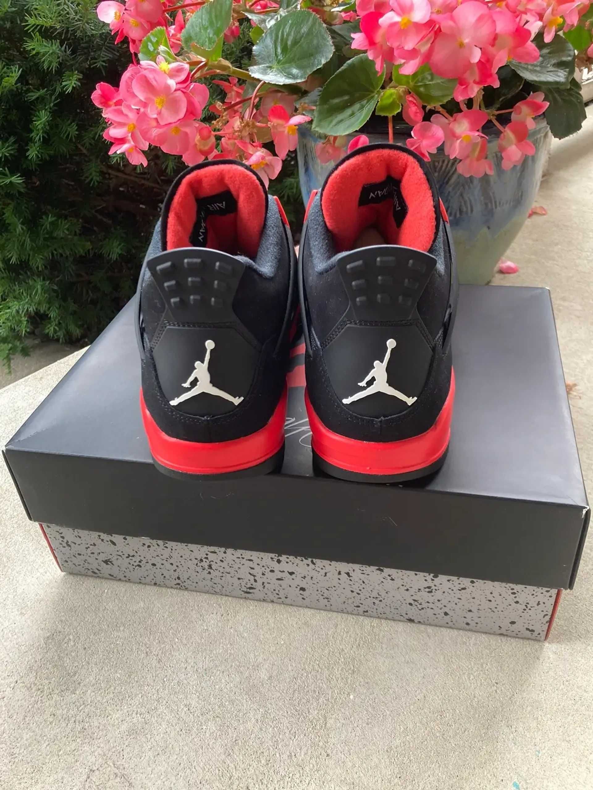 Jordan 4 red thunder ORIGINALI ( NU YEEZY, NIKE, BAPE, trapstar )