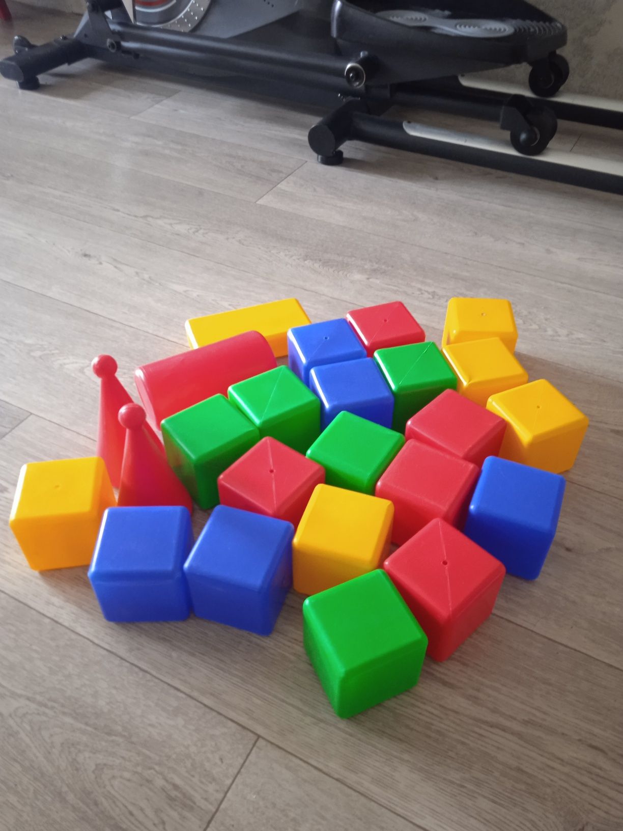Продам кубики детские