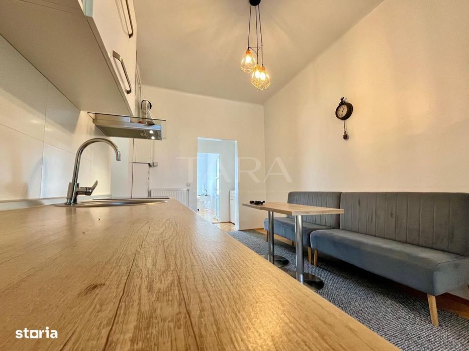 EXCLUSIVITATE. Apartament decomandat. Medicina. ULTRACENTRAL.