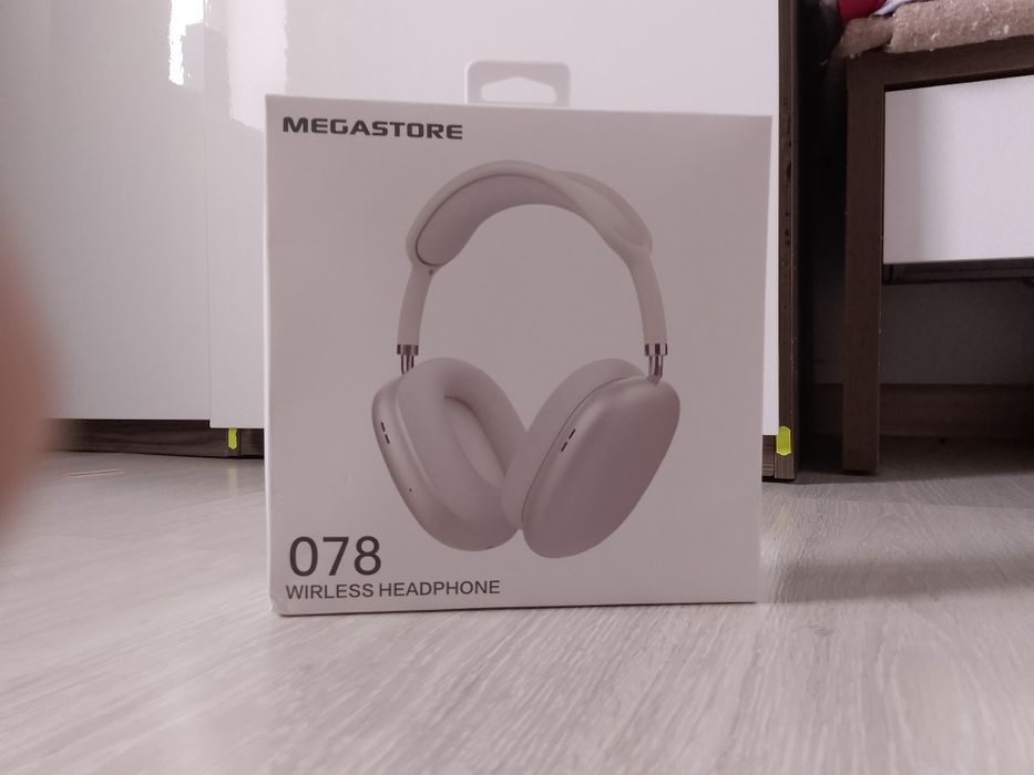 Наушник новый:))