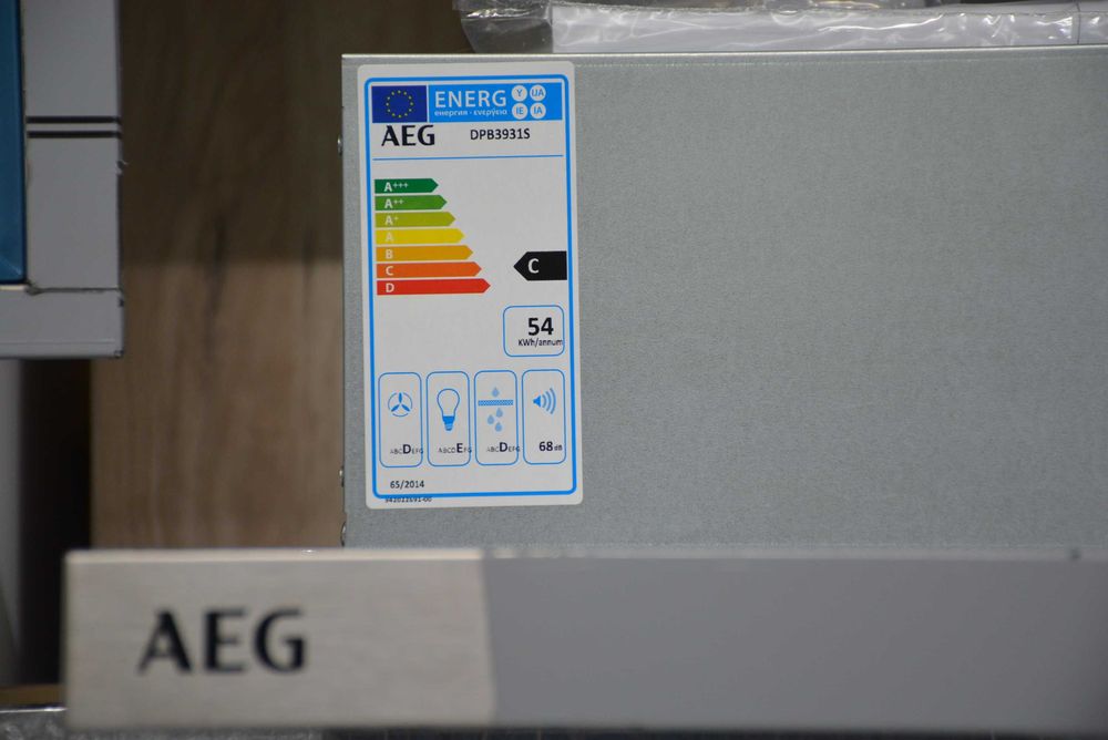 Телескопичен аспиратор за вграждане 90 см AEG DPB3931S
