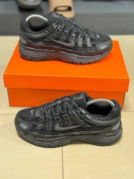 Спортивные мужские кроссовки Nike Р-6000 черные