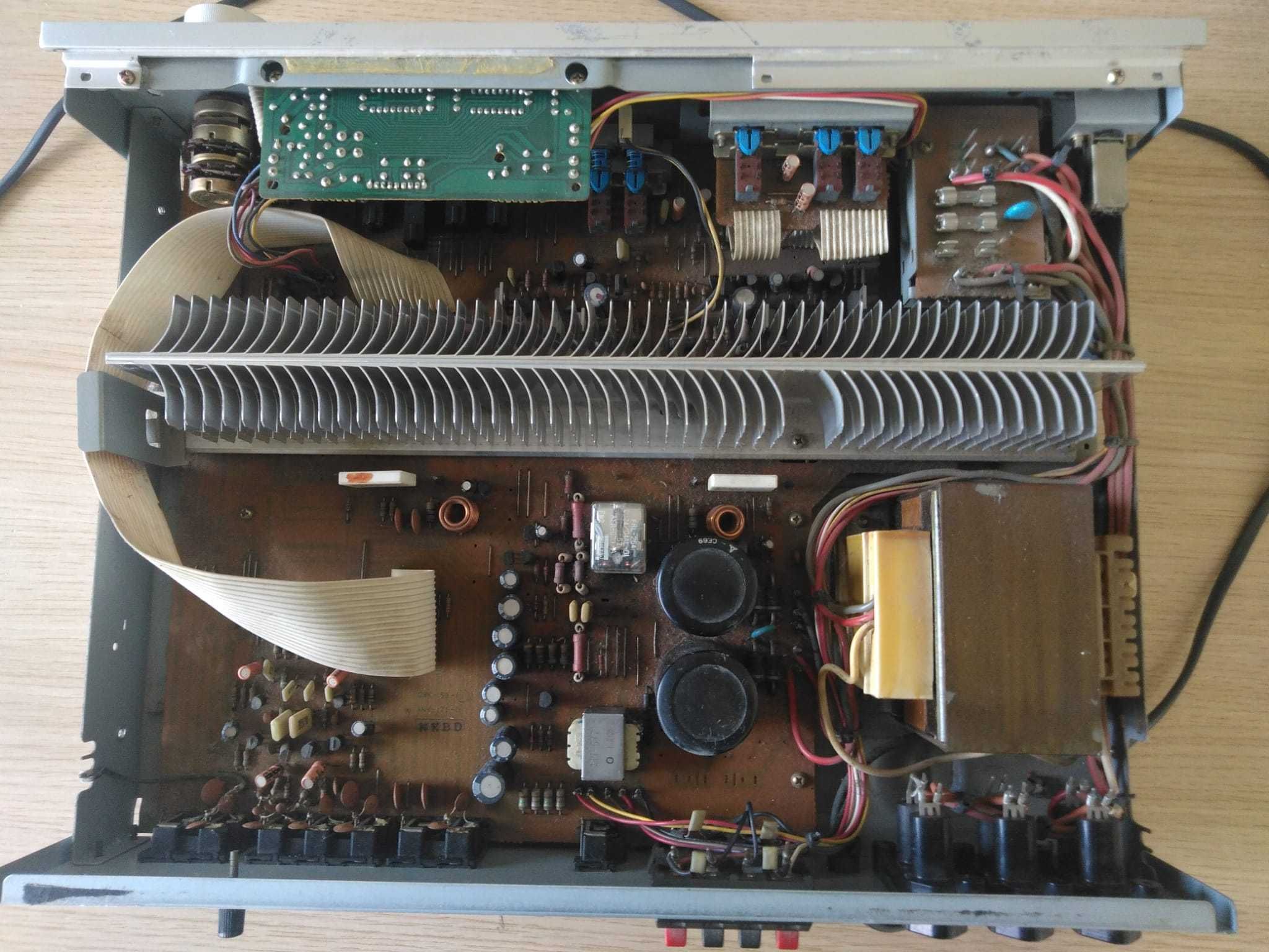 Amplificator Pioneer SA-720 BlueLine cap de serie