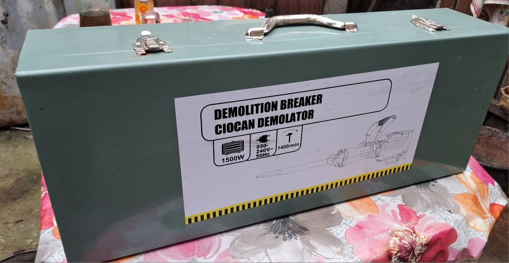 Ciocan  Demolator ( Picamăr )