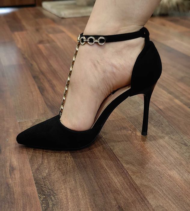 Продаются туфли на каблуке ! НОВЫЕ