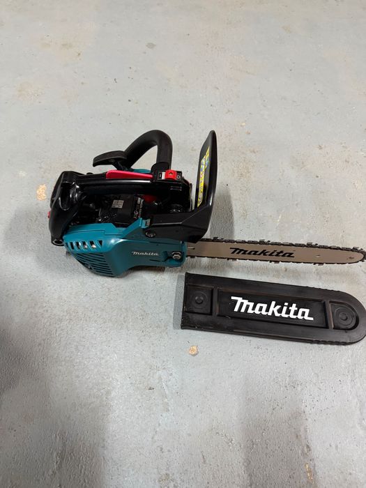 Motoferăstrău Makita-EA3310T