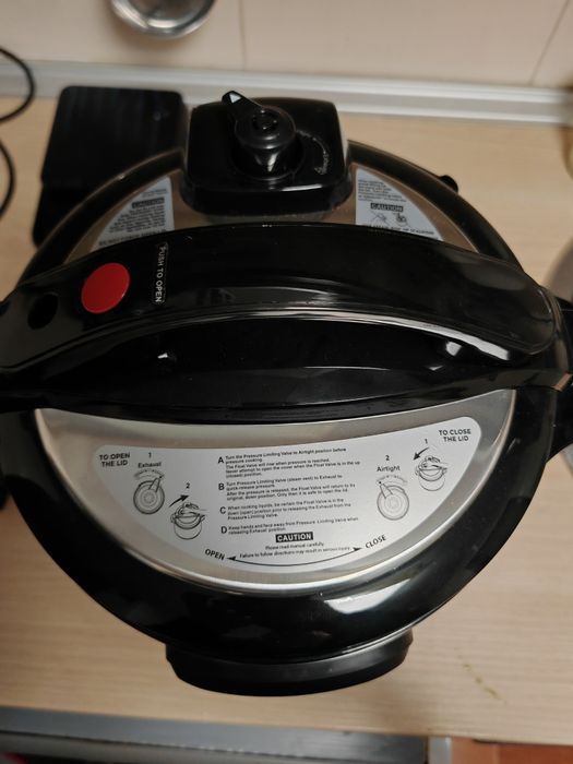 Multicooker Zokura 5,6L - nou