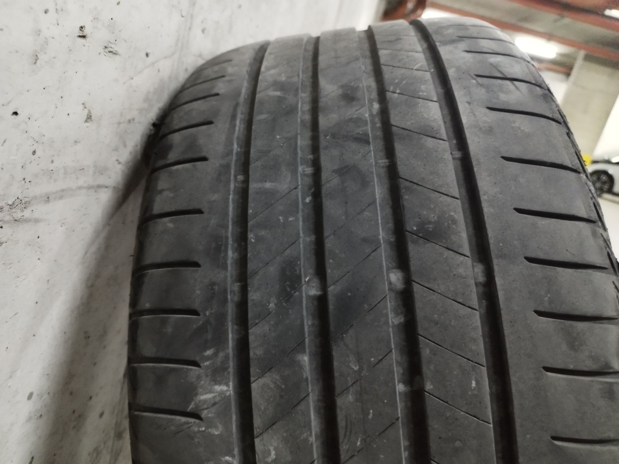 Bridgestone run flat спорт пакет 275/35/19 и 245/40/19