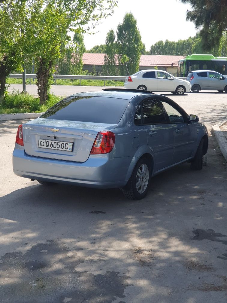 Shevrolet Lacetti 1.6