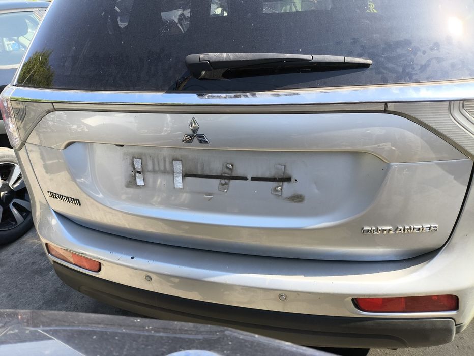 Заден капак за Mitsubishi Outlander