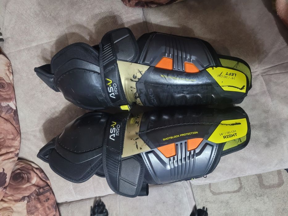 Хоккейные щитки наколенники CCM AS-V pro 14"