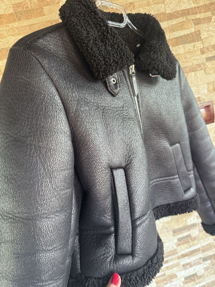 Яке от Zara