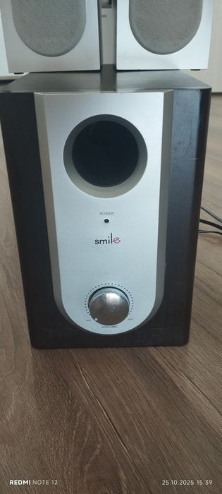 Тонколони за компютър и субуфер