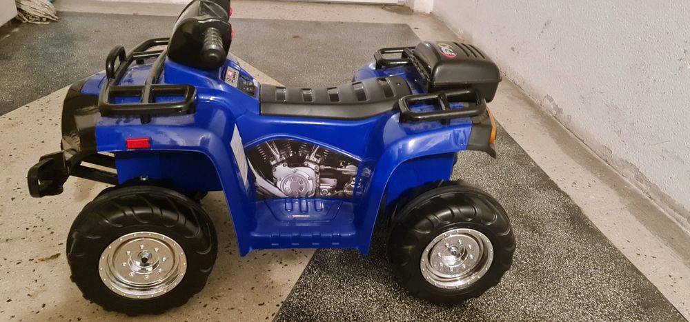 Atv electric pentru copii cu pedale