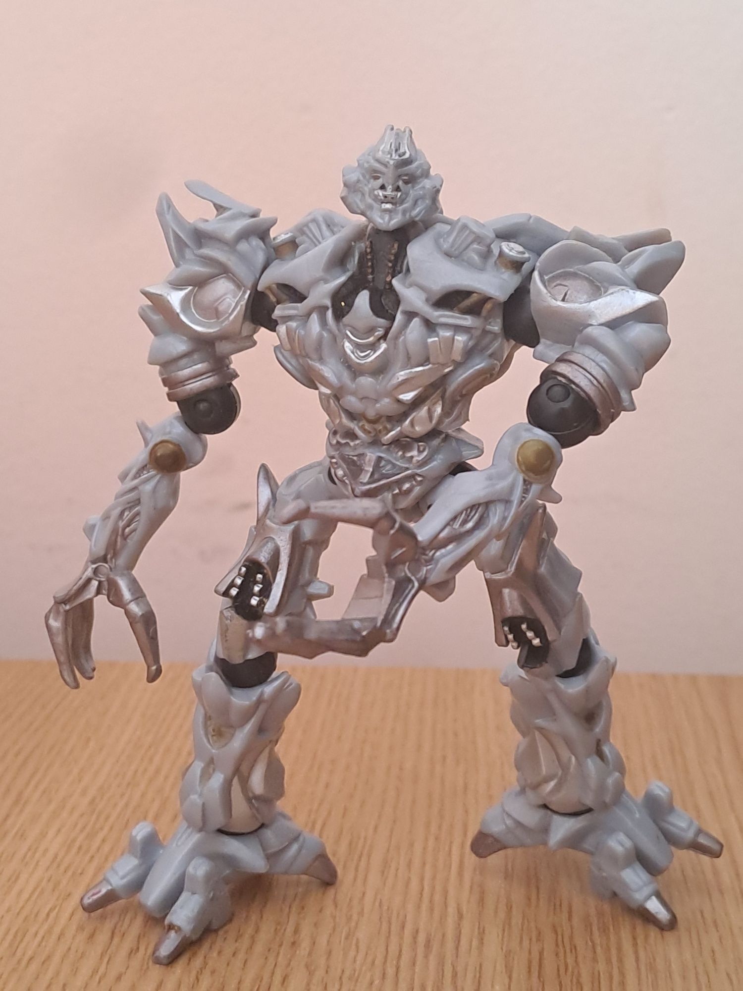 Figurine Transformers rare Robot Replicas