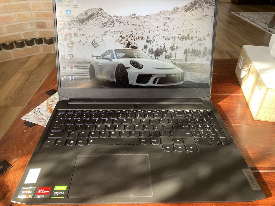 Laptop lenovo ideapad gaming 3 in stare perfecta de functionare