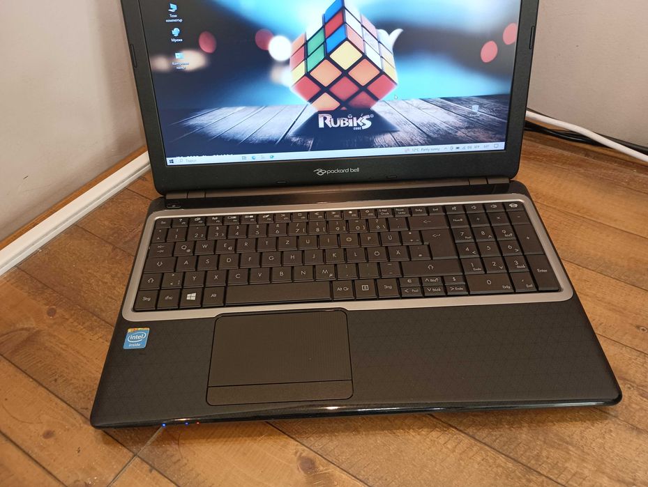 Лаптоп Packard Bell Z5WT3 15.6