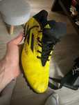 Adidași sintetic, Adidas stare bună, am jucat de 2 ori în ei.