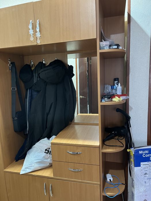 Шкаф для прихожей