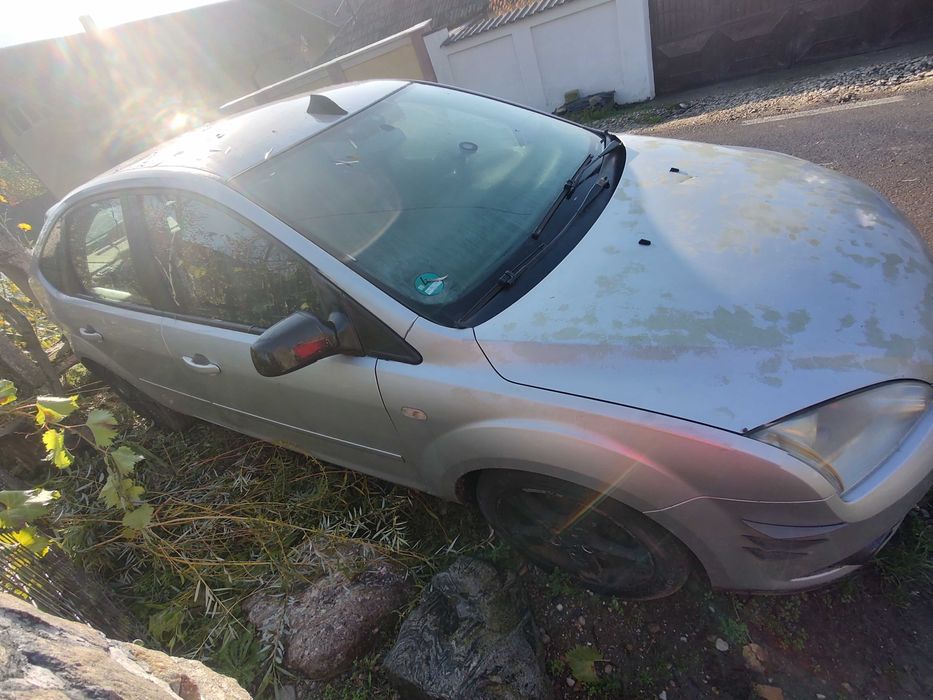 Ford focus 1,6 benzina de vânzare