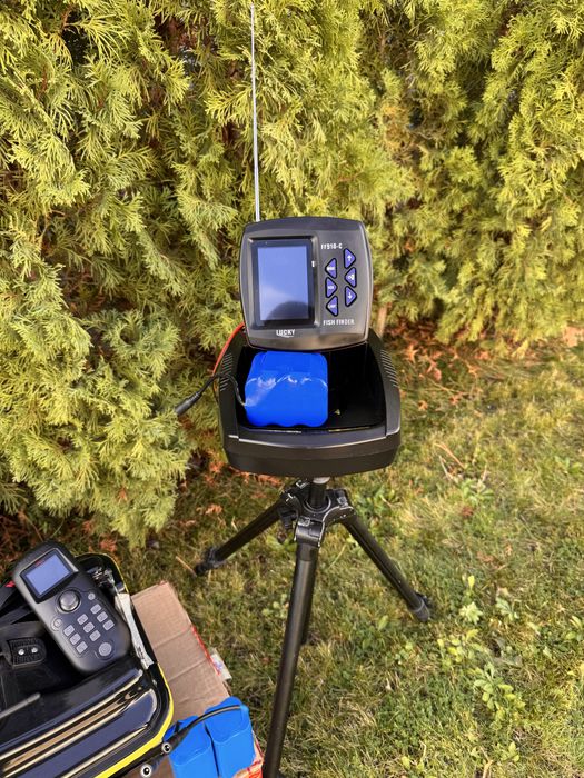 Лодка за захранка Boatman с GPS и сонар