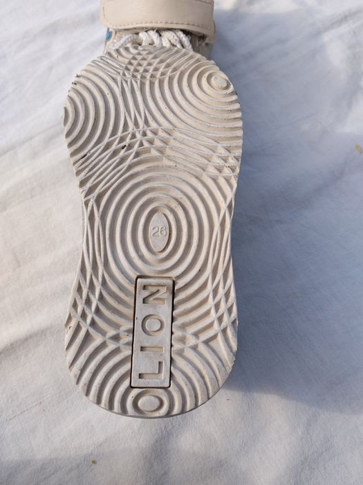 Обувь  Кроссовки и Туфли для девочек 26 размер