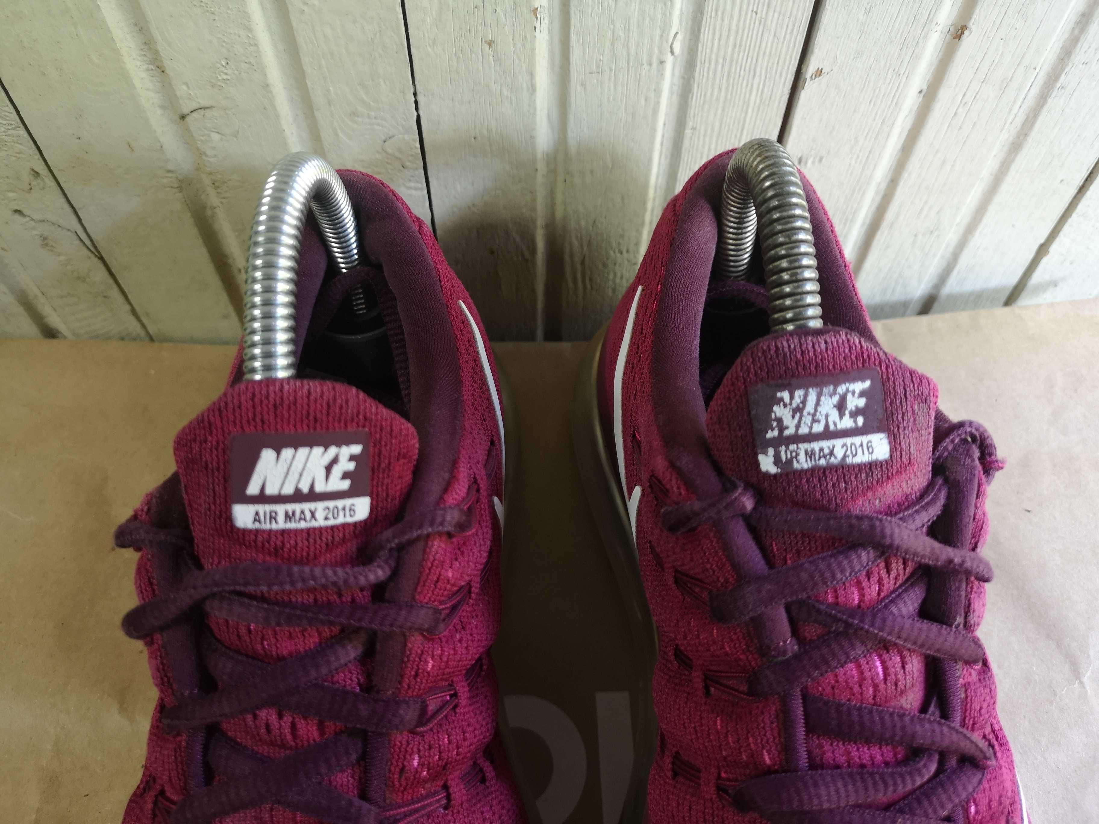 ''Nike Air Max''оригинални маратонки 40 номер