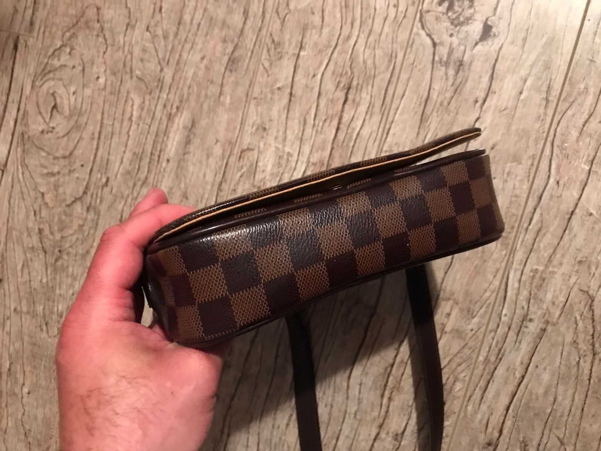 Geanta Louis Vuitton