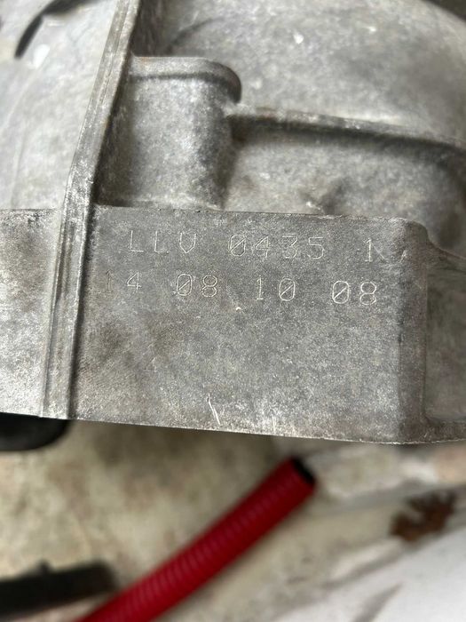 cutie audi a4 B8 manuala