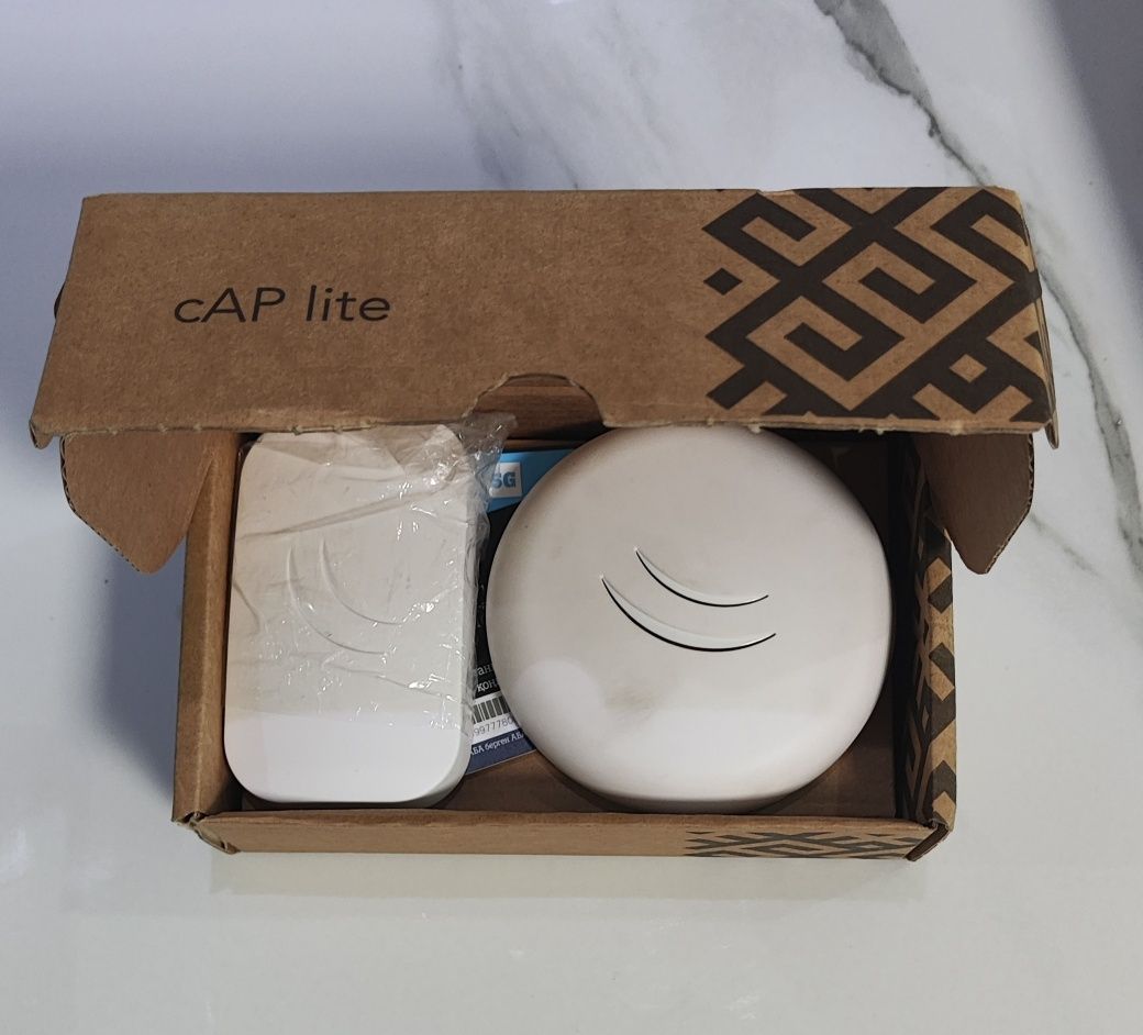 Точка доступа Mikrotik cAP lite