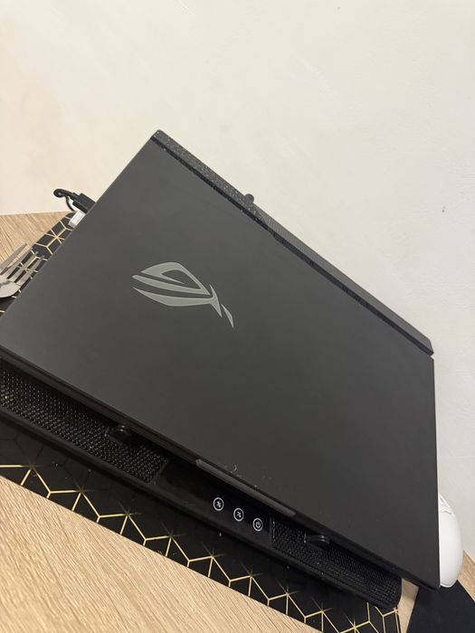 Laptop ASUS ROG Strix G17 G713PV LL145W