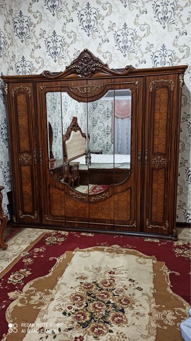 Продаю свою китайскую мебель
