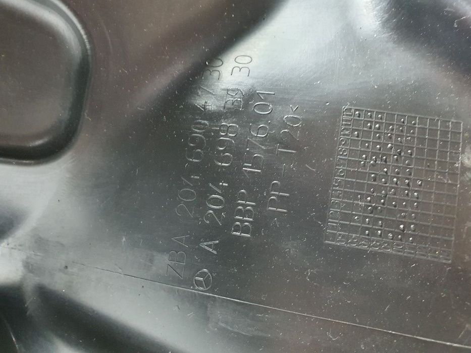 Carenaj mare stanga fata MERCEDES-BENZ C-CLASS W204 2007 - 2014, MERCEDES-BENZ C-CLASS T-Model III S204 2007 - 20142.2 C 200 CDI OM 651.913 A2046983930