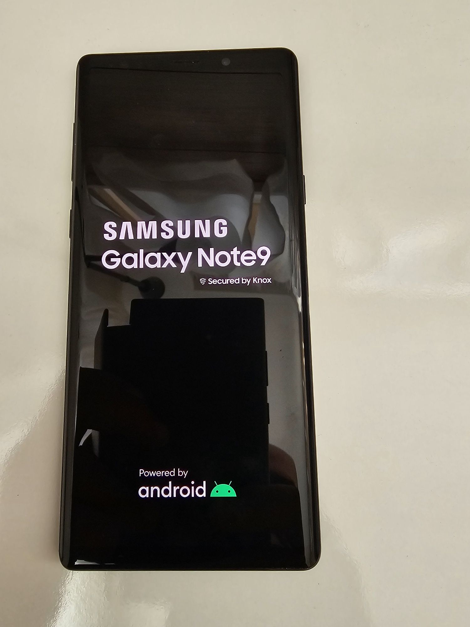 Samsung Note 9 с две СИМ карти.