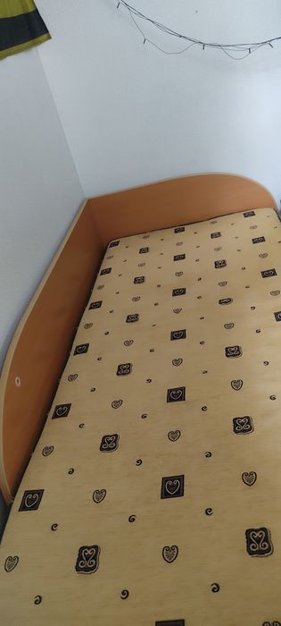 Кровать 1,5 местная с подъёмным механизмом