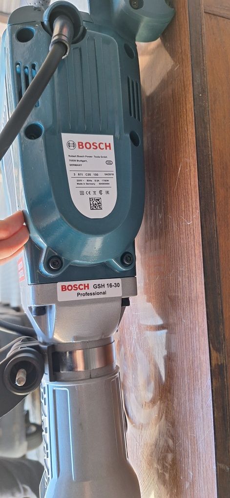 Къртач Bosch GSH 16-30 Professional