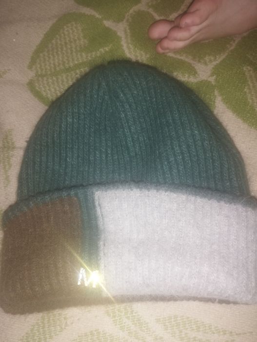 Женская шапка зимняя одевали пару раз