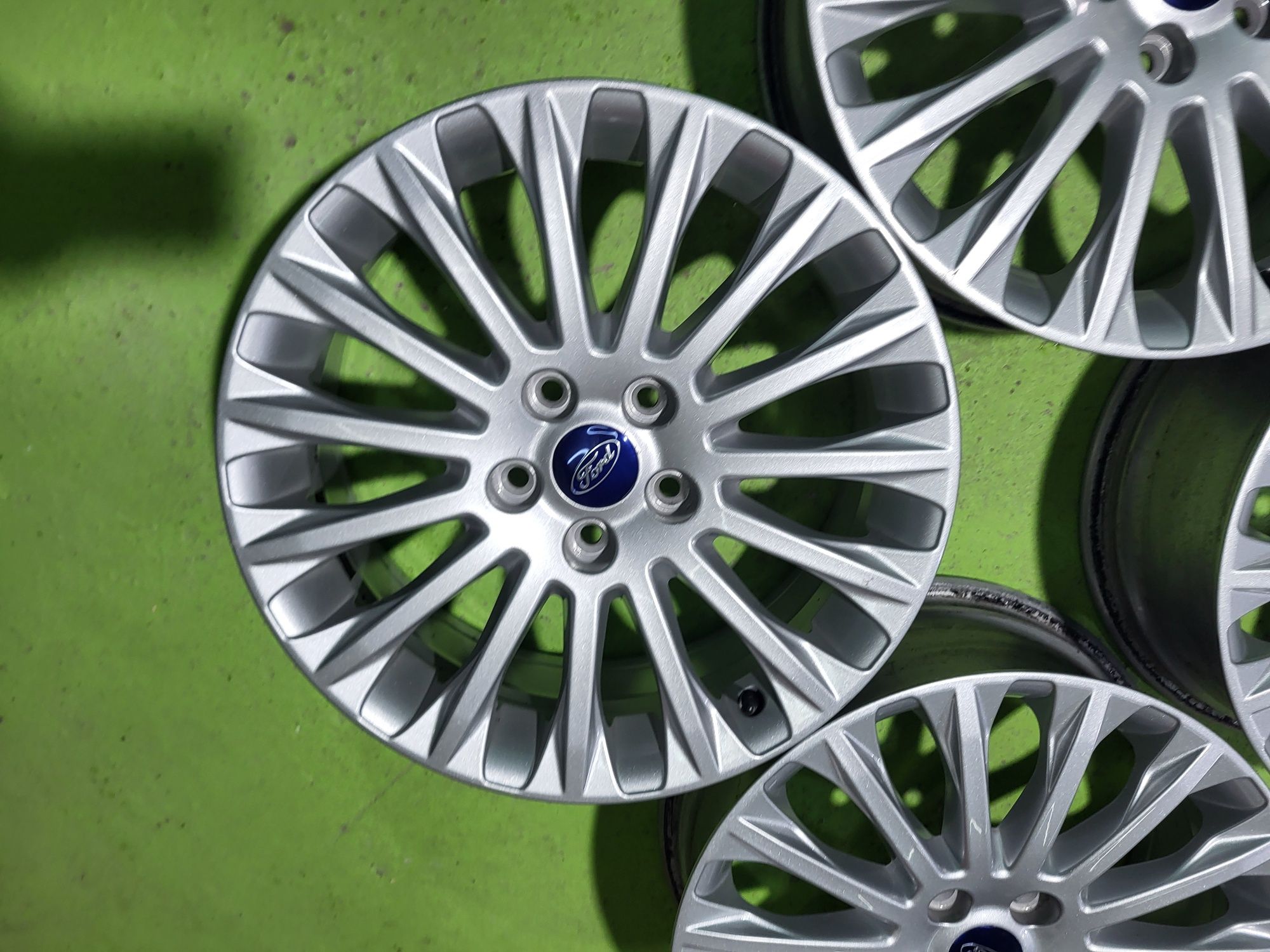 17 5x108 Ford лети джанти 5х108 форд