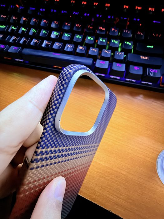 Pitaka iphone 16 pro chixoli originali 100% ishonchli