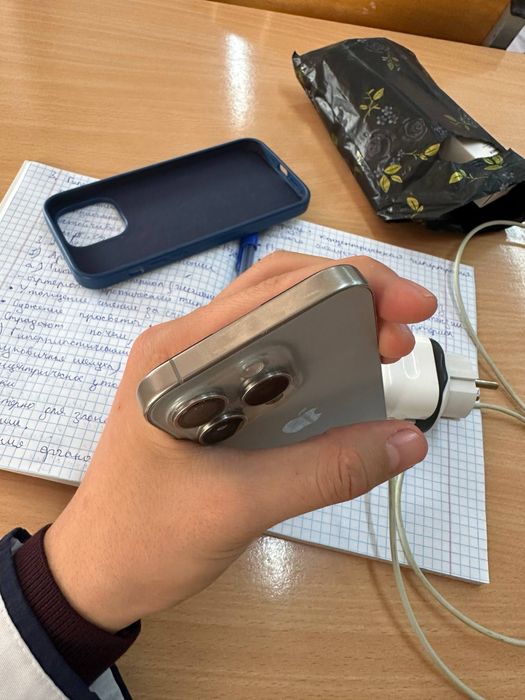 Iphone 15 pro 128 gb 87% sim