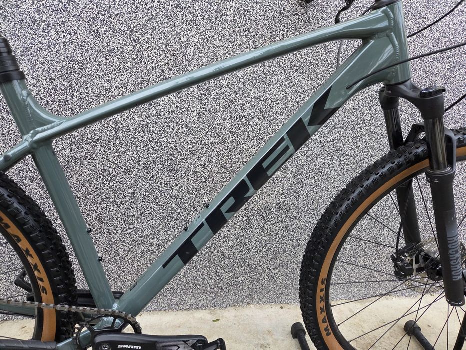 Планински Trek Marlin 7 – XL рамка / 29" – състояние КАТО НОВ