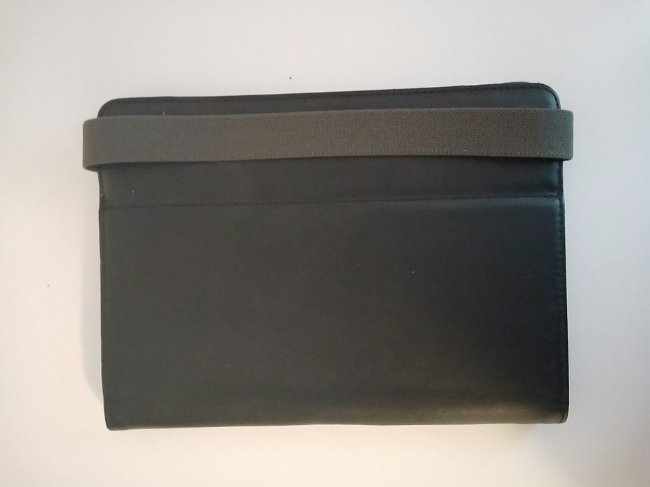 Tastatura Bluetooth Windows/Ios  plus cover