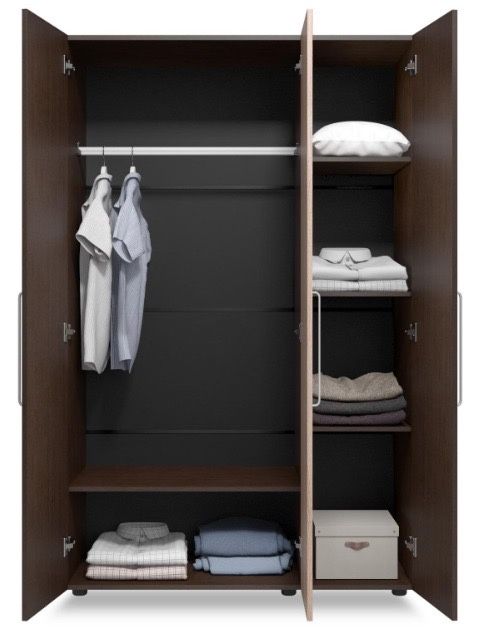 Set mobilier format din dulap cu 3 usi si comoda cu sertare